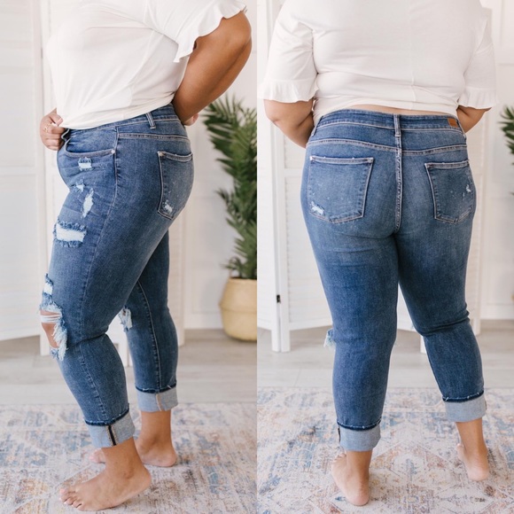 Judy Blue Destroyed Boyfriend Jeans - Picture 4 of 14